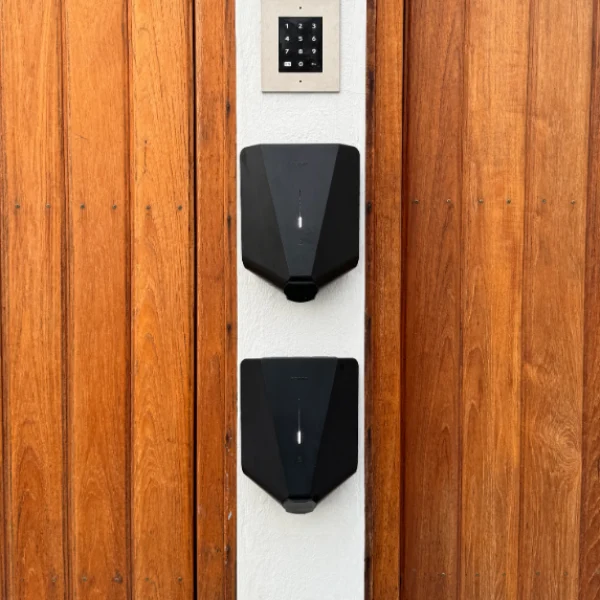 easee-laddbox-installation-taby